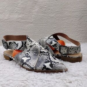 Arider Girl White Snakeskin Faux Leather Pointed-Toe Slingback Stacked Heel Shoe